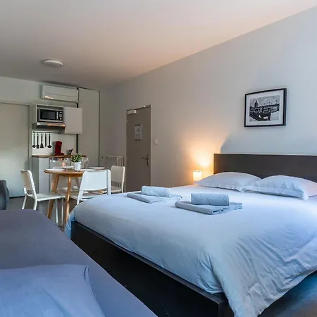 Appart hôtel Blue Bird - Sur Les Ramblas 3*