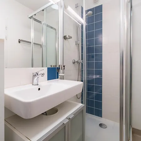 Aparthotel Blue Bird - Sur Les Ramblas