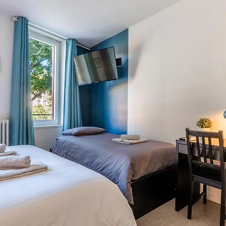 Blue Bird - Sur Les Ramblas Appart hôtel