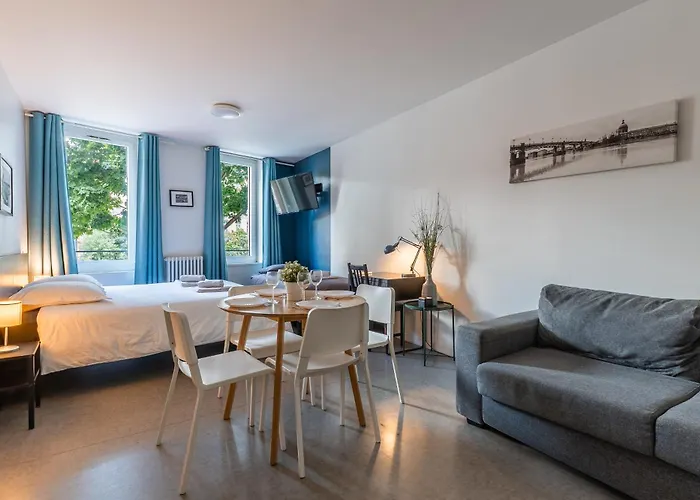 아파트호텔 Blue Bird - Sur Les Ramblas