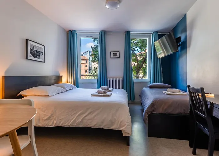 Blue Bird - Sur Les Ramblas 3* 툴루즈